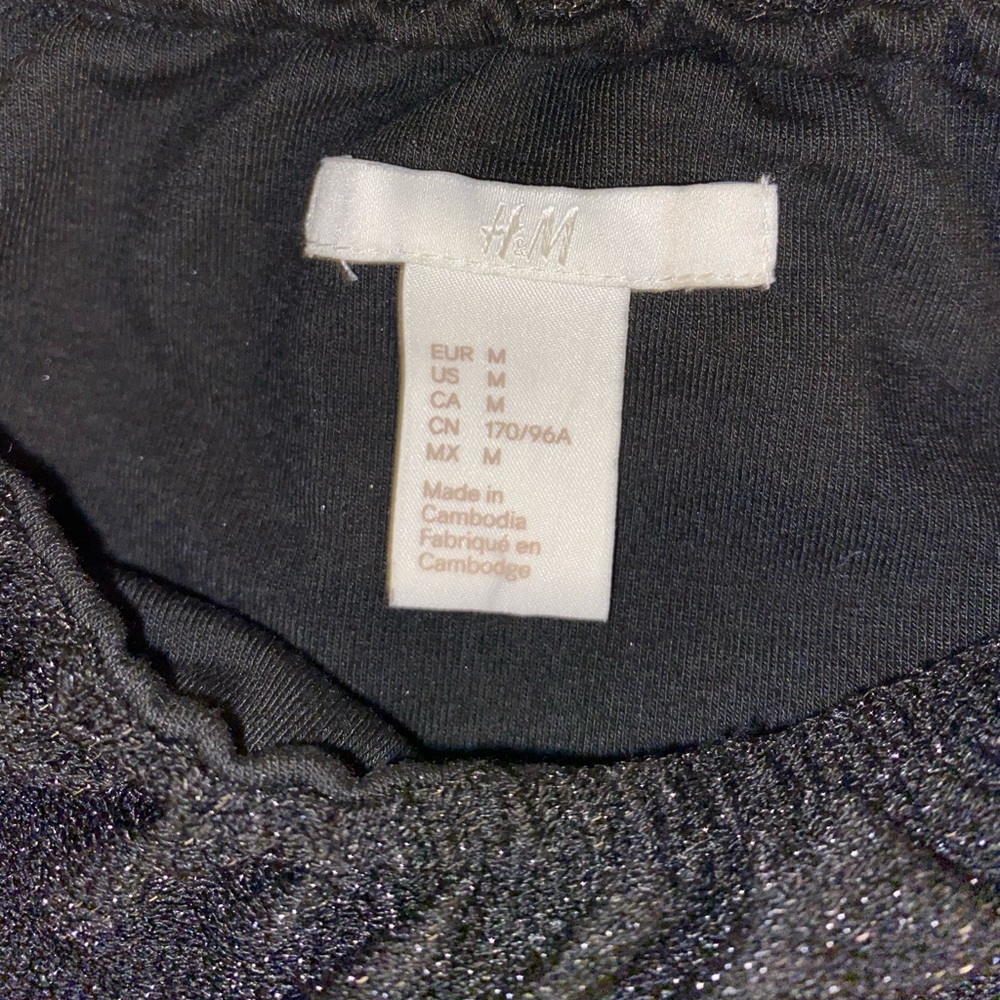 H&M Long Sleeve Black Sparkle Over Shoulder Top - Picture 8 of 8